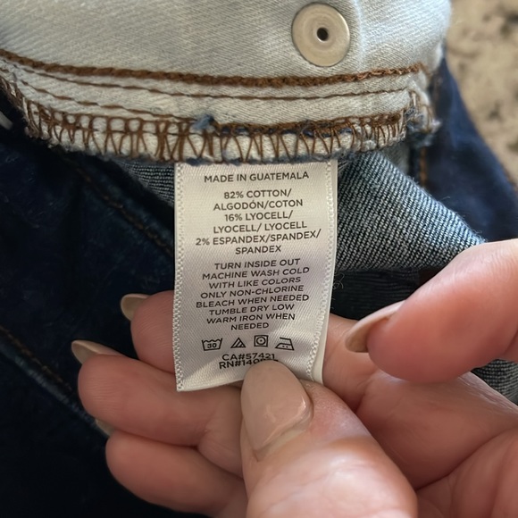 Ann Taylor Loft Curvy Skinny Dark Wash Jeans Size 28 Petite - Picture 4 of 4